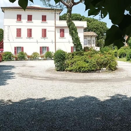 Albergo Grifone 1891 Peschiera del Garda Exterior foto